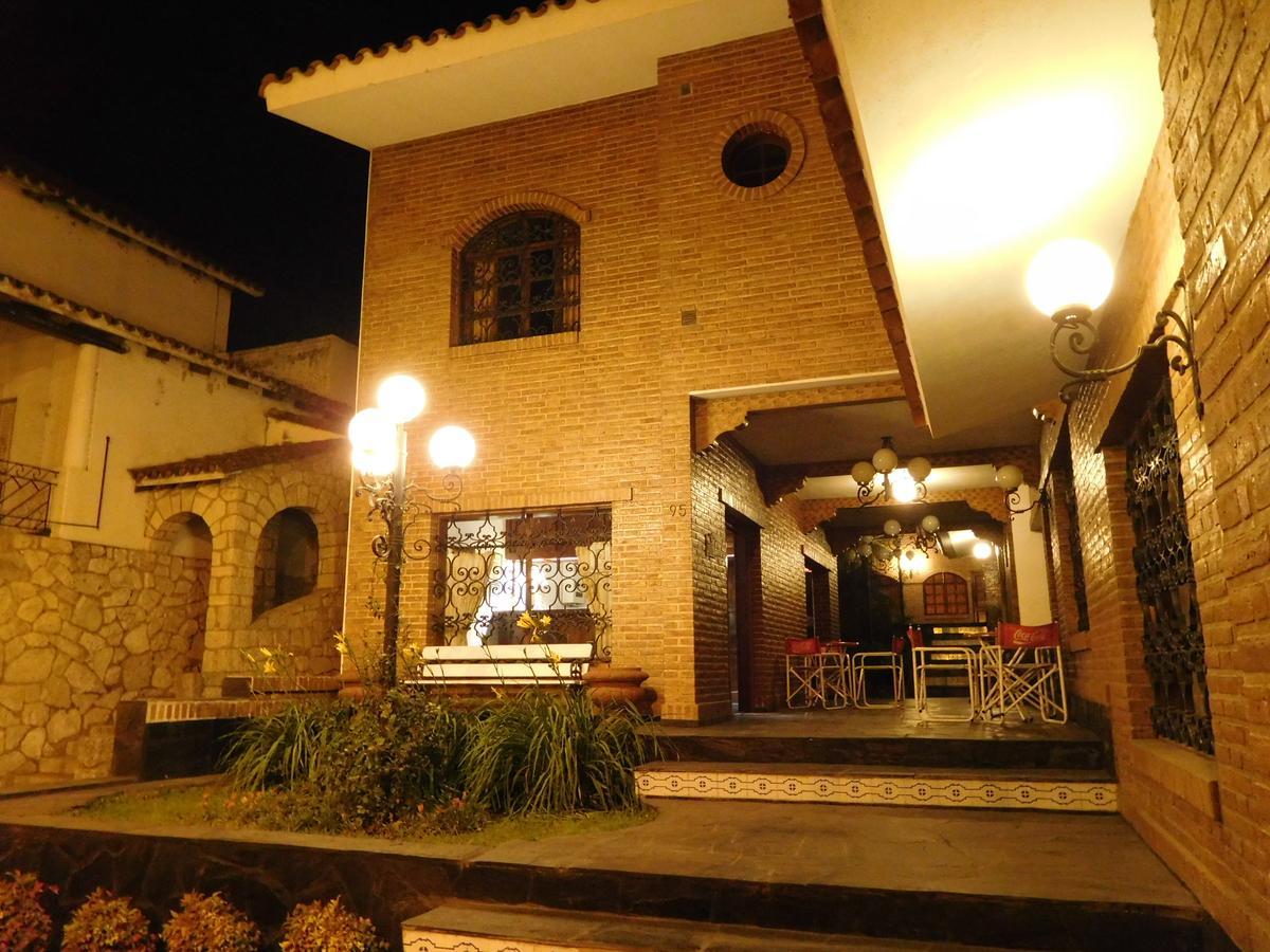 La Posada Alta Gracia Eksteriør billede